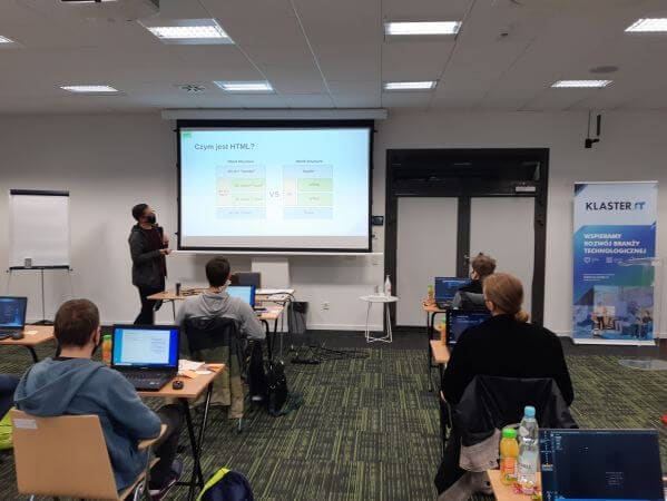 Relacja z warsztatów programowania dla młodzieży [10-11.10.2020]